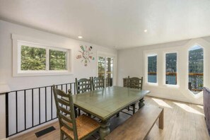House, 4 Bedrooms | Dining