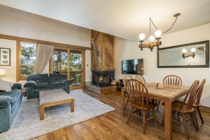 Condo, 3 Bedrooms | Living room - Gold Bend 5111 by Tahoe Mountain Properties (Truckee)