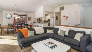 Interior - Alpine Chalet by Tahoe Mountain Properties (Carnelian Bay)