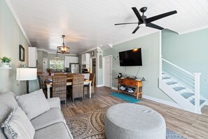 Smart TV, offices, computer monitors