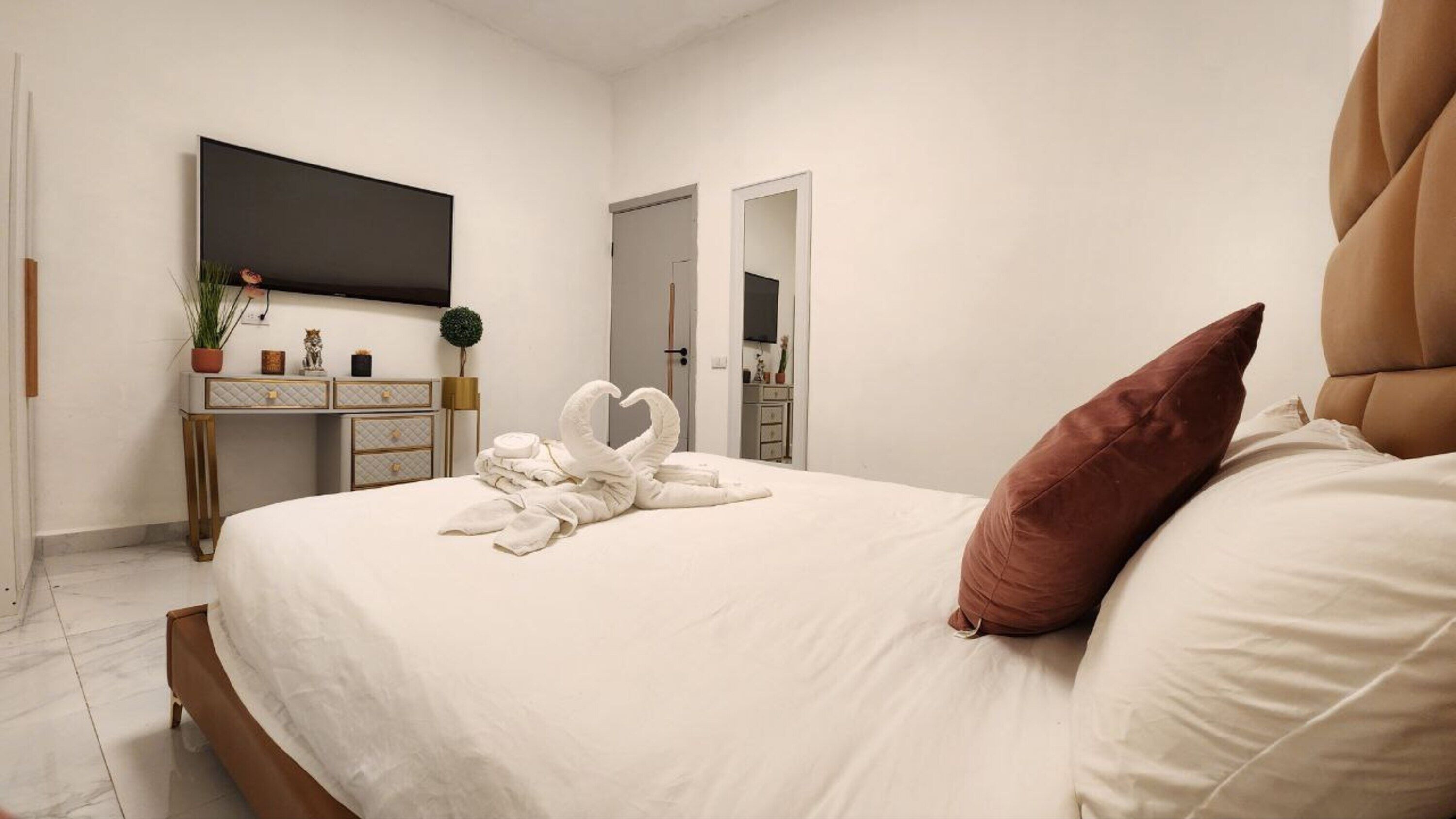 2 多间卧室、旅行婴儿床、免费 WiFi、床单