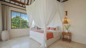 Villa familiale | 4 chambres, coffre-fort, espace de travail pour ordinateurs portables