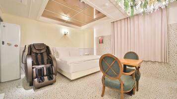 Premium Suite massage chair | Individuell dekoriert, individuell eingerichtet, kostenloses WLAN