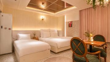 Premium Suite Twin | In-room safe, laptop workspace, WiFi (free), individually decorated