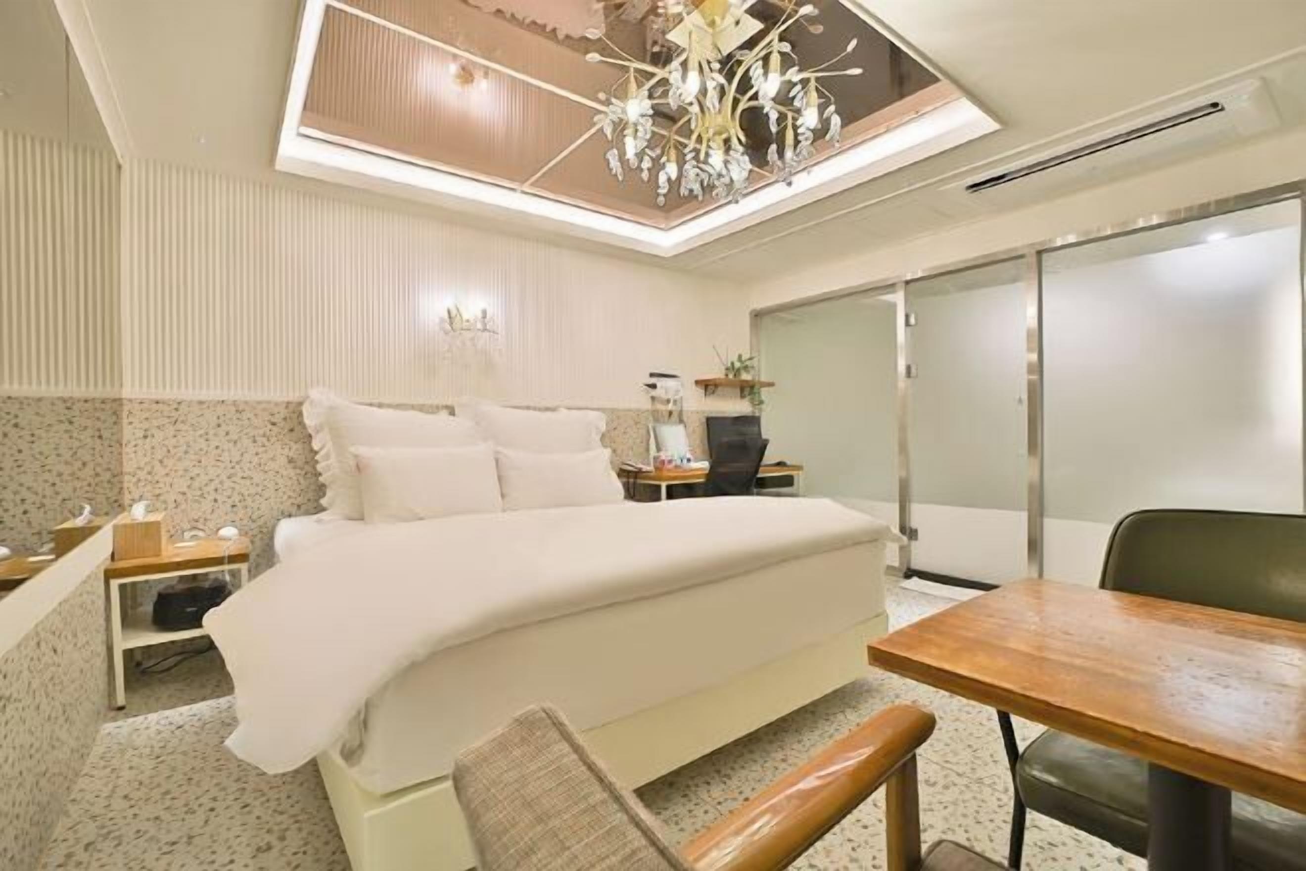 Individually decorated, individually furnished, free WiFi, bed sheets