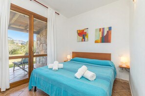 Căn hộ dành cho gia đình, nhiều phòng ngủ, 2 phòng tắm (Le Dimore di Nettuno 3 With Pool) | 2 phòng ngủ, khu vực làm vi ệc phù hợp cho laptop 