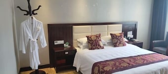Huayuan Hotel