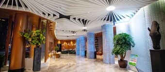 Greenman Lv Yijia Hotel