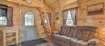 Cozy Augusta Cabin w/ Grill - Walk to Main St