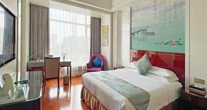 Greentree Eastern Hotel (Jianhu Ouba Liya Life Square)