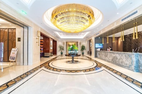 Interior. Greentree Eastern Hotel (Jianhu Ouba Liya Life Square)