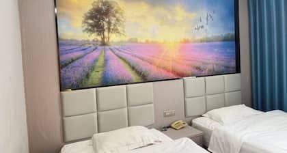 7 xing Ge Business Hotel