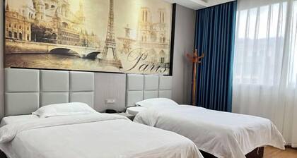 7 xing Ge Business Hotel