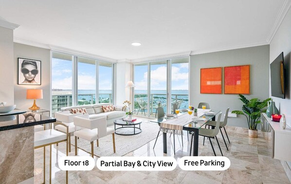 Televisión, oficina