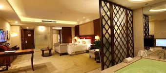 Yichun Grand Metropark Resort