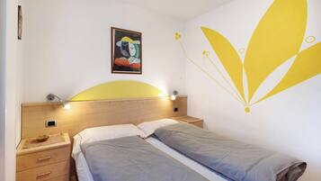 1 bedroom, free WiFi, bed sheets, wheelchair access