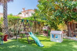 Children’s area - Villa "Casa Emilia" with Pool, Garden and Wi-Fi (Moraira)