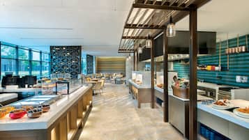 4 restaurants, breakfast, lunch served; local and international cuisine