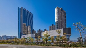 Exterior - Crowne Plaza Quanzhou Riverview by IHG (Quanzhou)