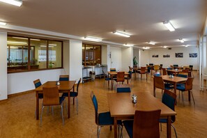 Free daily buffet breakfast - Hotel Garni VŠB (Ostrava)