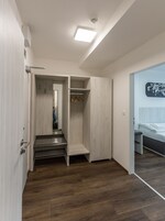 Deluxe Single Room | Wardrobe