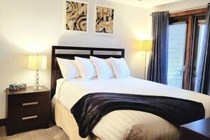 1 quarto, Wi-Fi de cortesia, roupa de cama