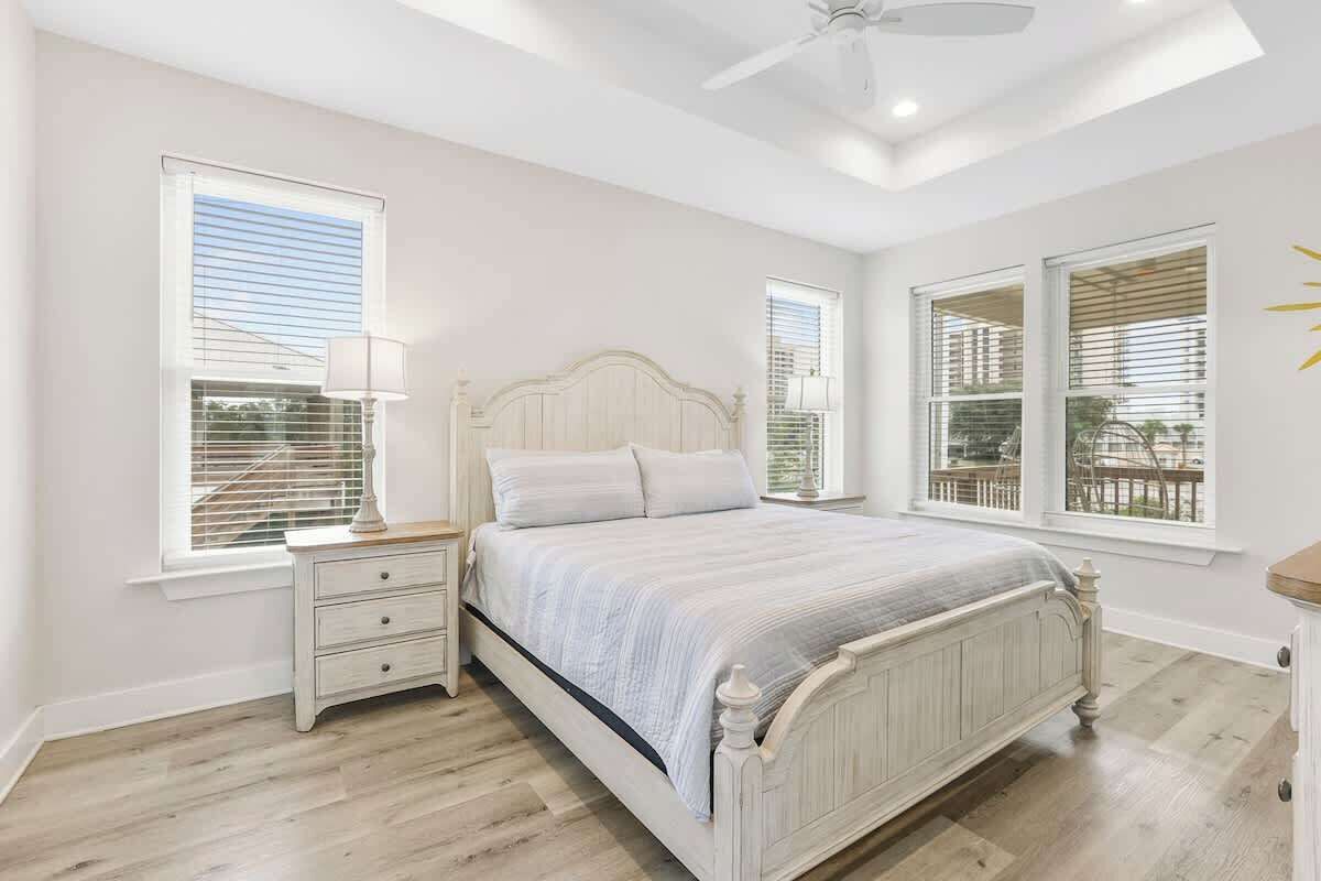 3 dormitorios, tabla de planchar con plancha, wifi gratis y ropa de cama