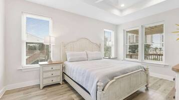 3 dormitorios, tabla de planchar con plancha, wifi gratis y ropa de cama