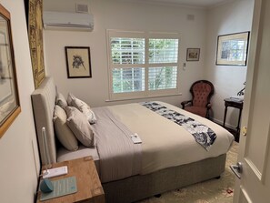 3 bedrooms, desk, free WiFi