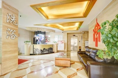 Yanglin Hotel