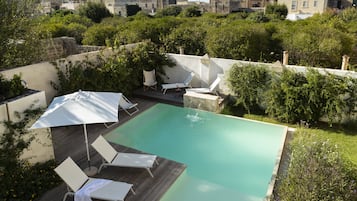 Piscina all'aperto