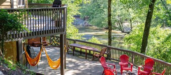 Unique Cabin w/ Riverside View + Hot Tub + Apple Pie