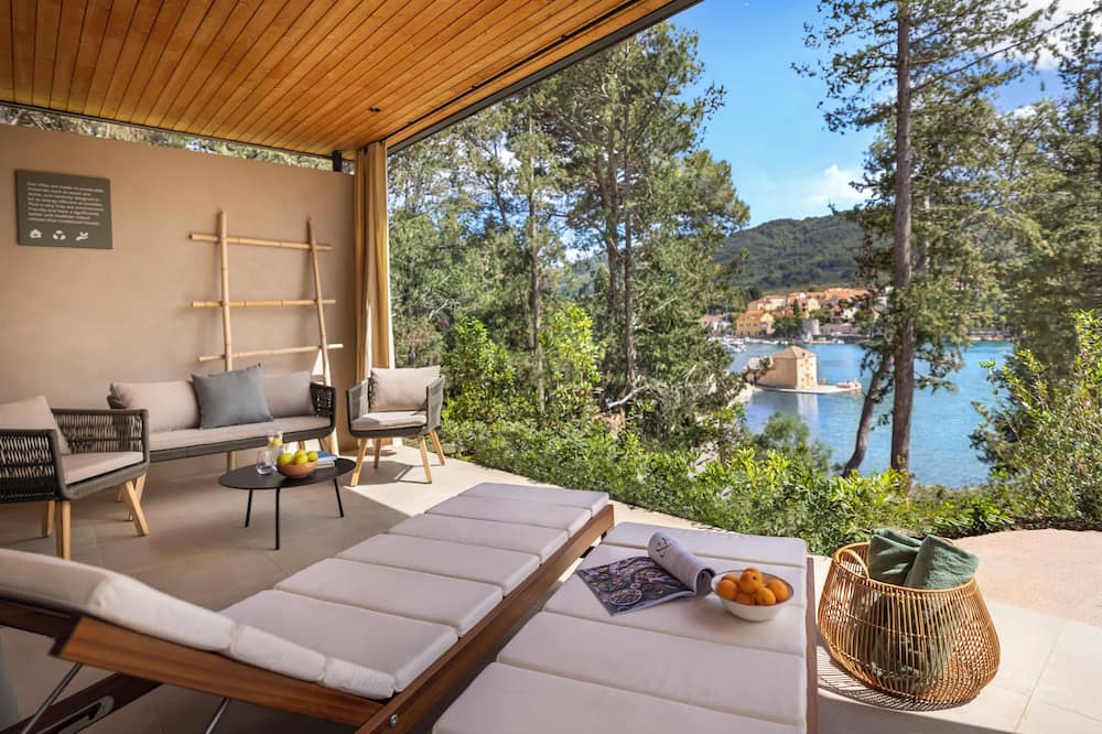 Valamar Amicor Resort