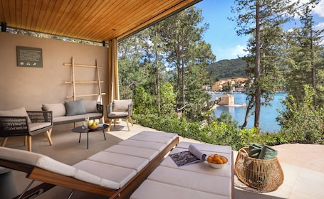Villa for 2+3 Seaside | Terrasse/Patio. Valamar Amicor Resort