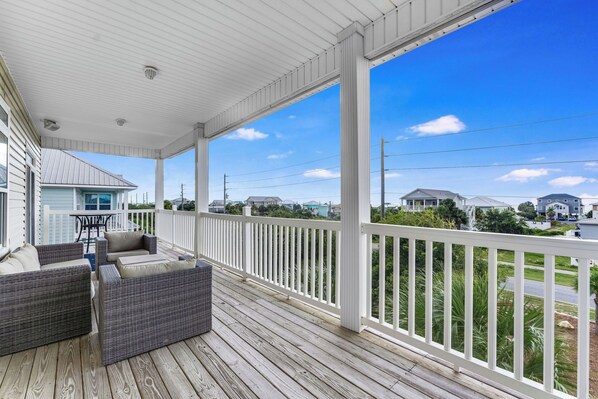 Property grounds - 4 BR with Pool - Gulf Views, short walk to beach! (St George Island)