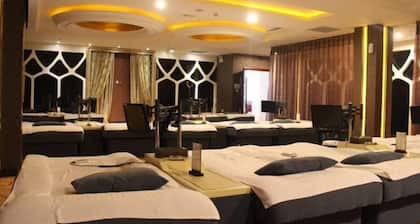 Anhua Hotel