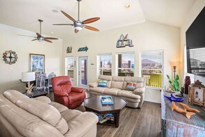 Televisión y oficina