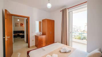 Apartment, 1 Bedroom, Balcony | Desk, iron/ironing board, free WiFi