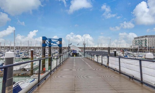 On the Water 2 -waterside Studio With Terrace Overlooking the Harbour