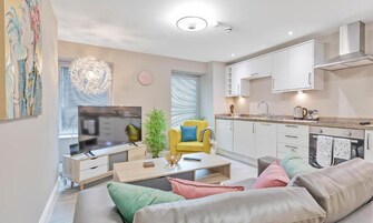 2 habitaciones y cuna de viaje 