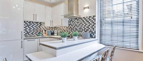 Apartment | 3 bedrooms, WiFi