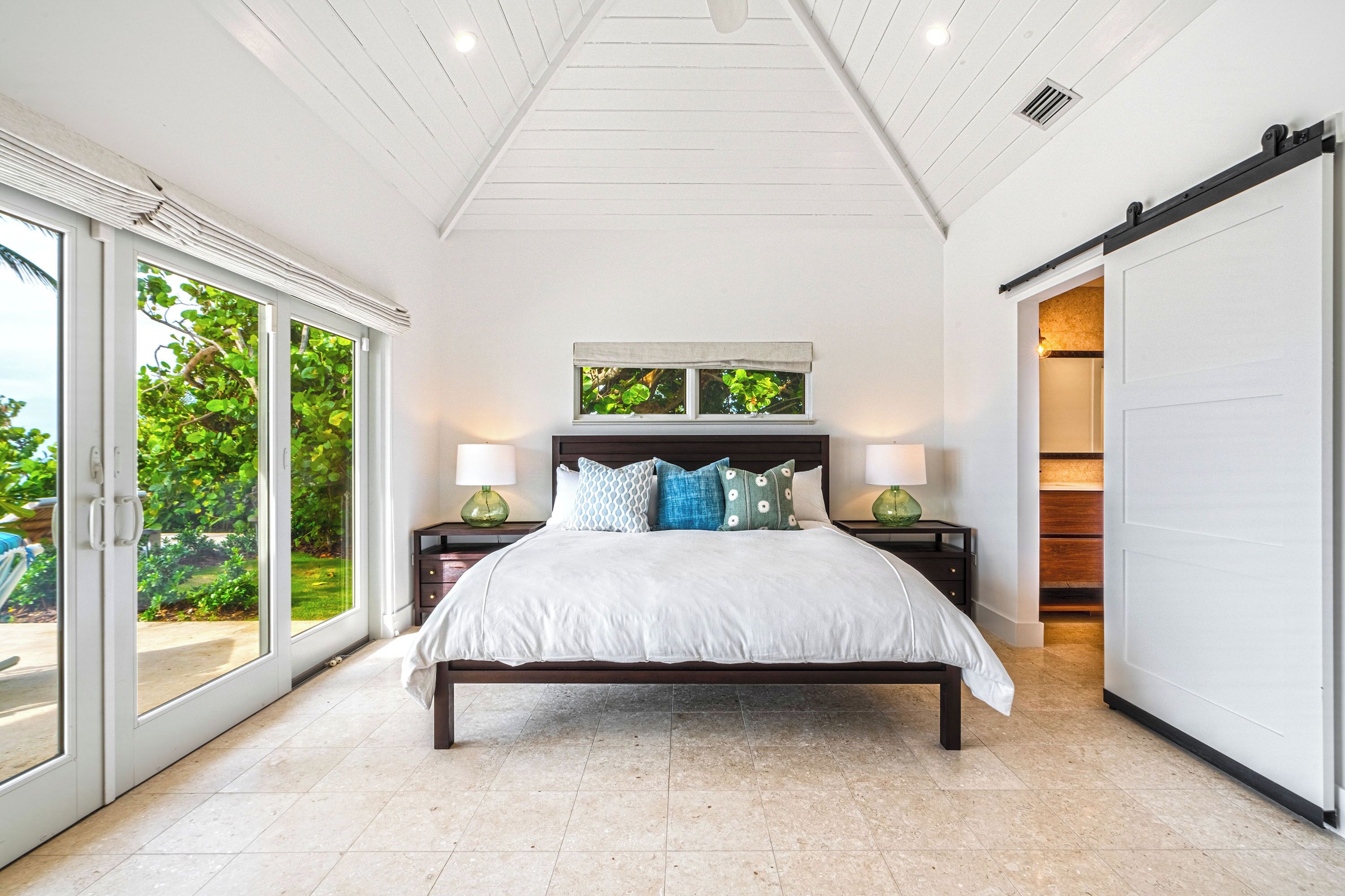 4 chambres, fer et planche à repasser, Wi-Fi gratuit, draps fournis