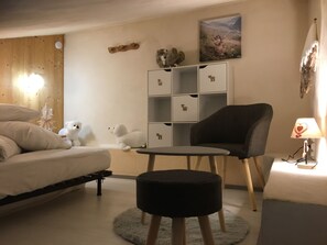 2 bedrooms, free WiFi