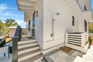 Property grounds - Step By Step: High End Beach Home Steps to Bellview Heated Pool and Park (Panama City Beach)