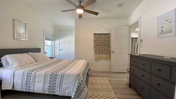 3 bedrooms, iron/ironing board, travel crib, WiFi