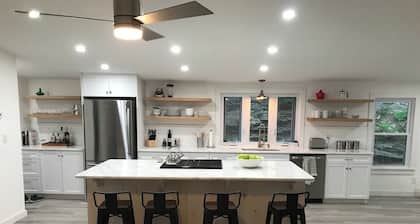 Stunning renovated house in the Hudson Valley