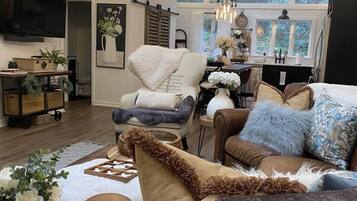 智能电视、壁炉、Netflix、Hulu