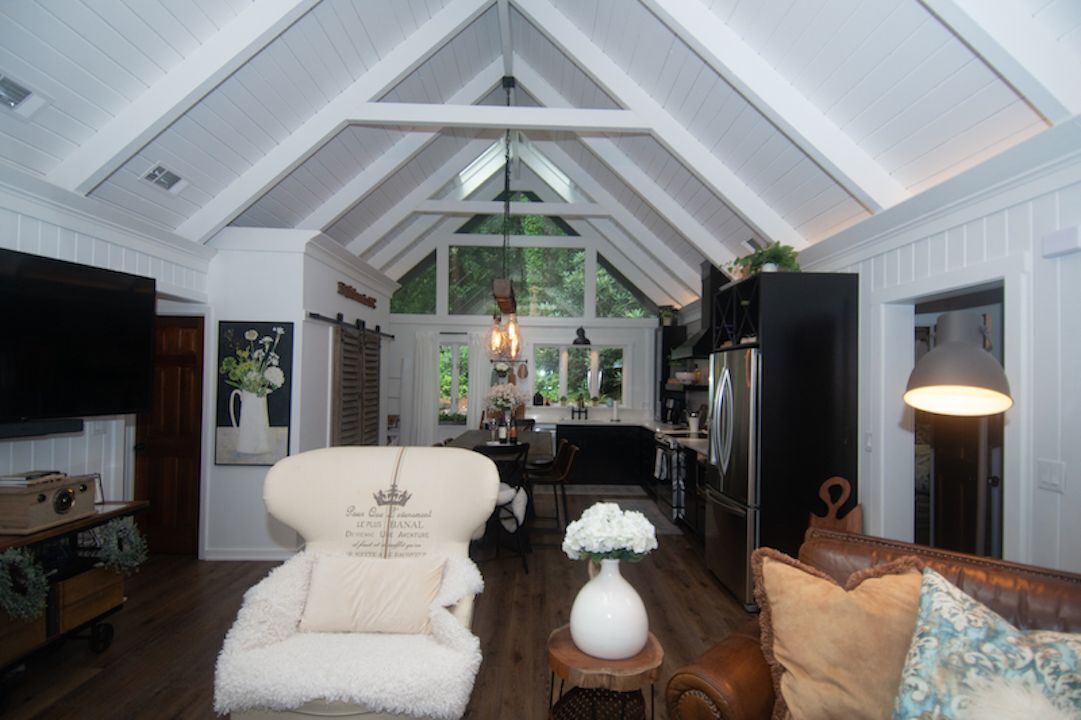 TV connectée, cheminée, Netflix, Hulu