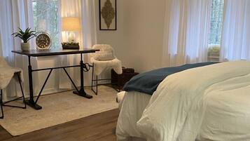 3 多间卧室、免费 WiFi、床单