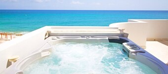 Bahari: Shore Pointe Community Villa